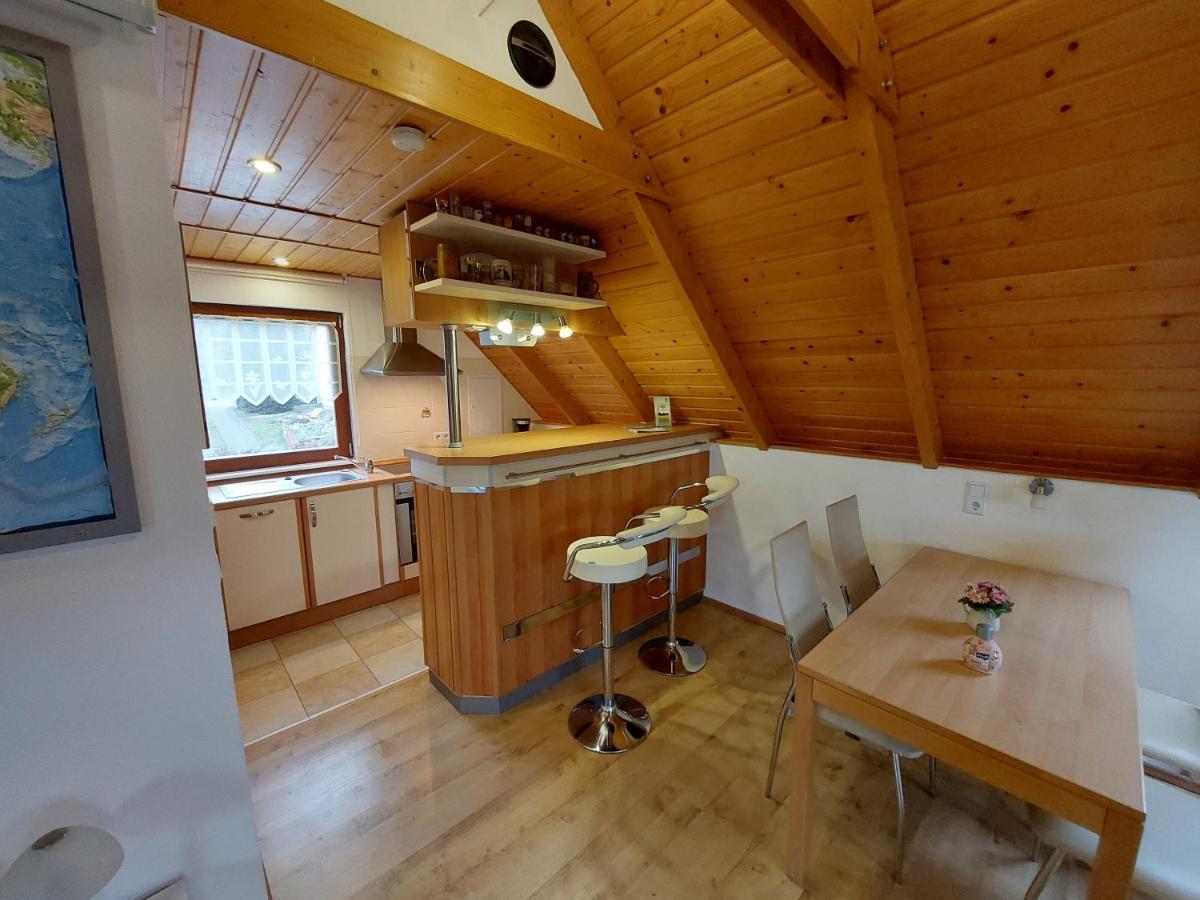 Ferienwohnung Zur Saaleaue Wettin Exteriör bild