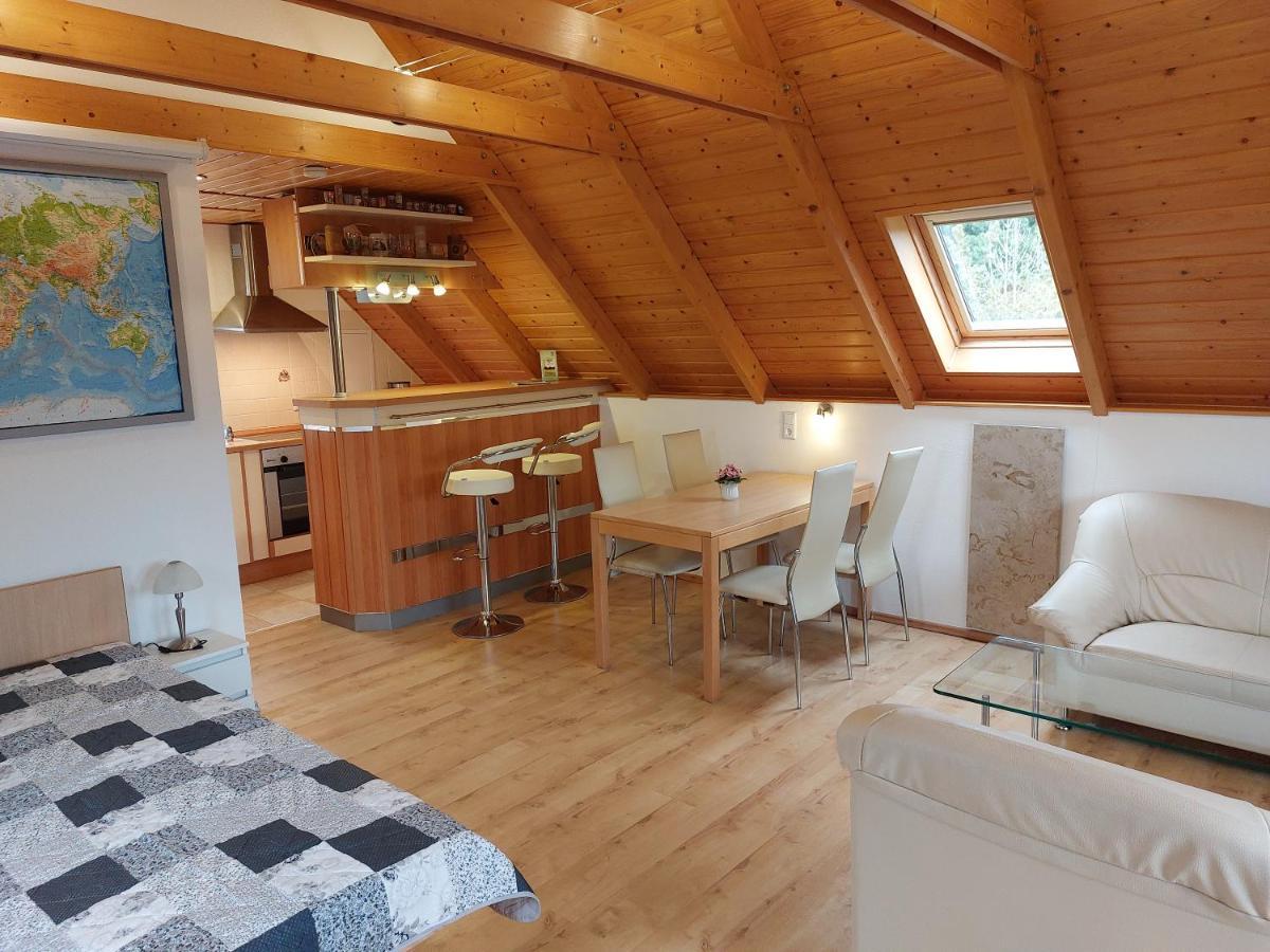 Ferienwohnung Zur Saaleaue Wettin Exteriör bild